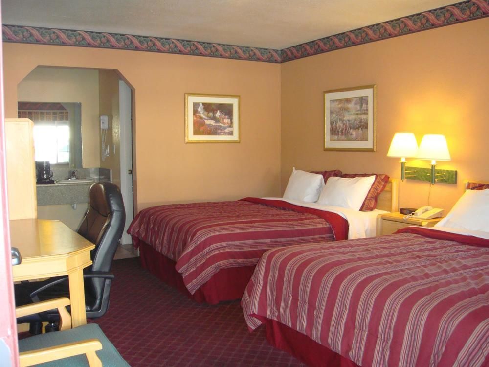 Muir Motel Martinez